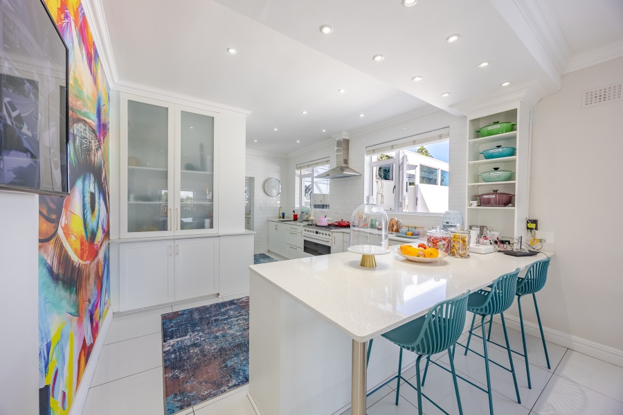 5 Bedroom Property for Sale in Milnerton Central Western Cape